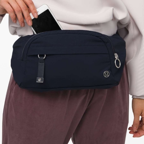 lululemon athletica Handbags - Lululemon On The Beat Belt Bag